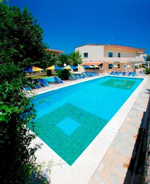 Kyveli Hotel Apartments Vrontádos Extérieur photo