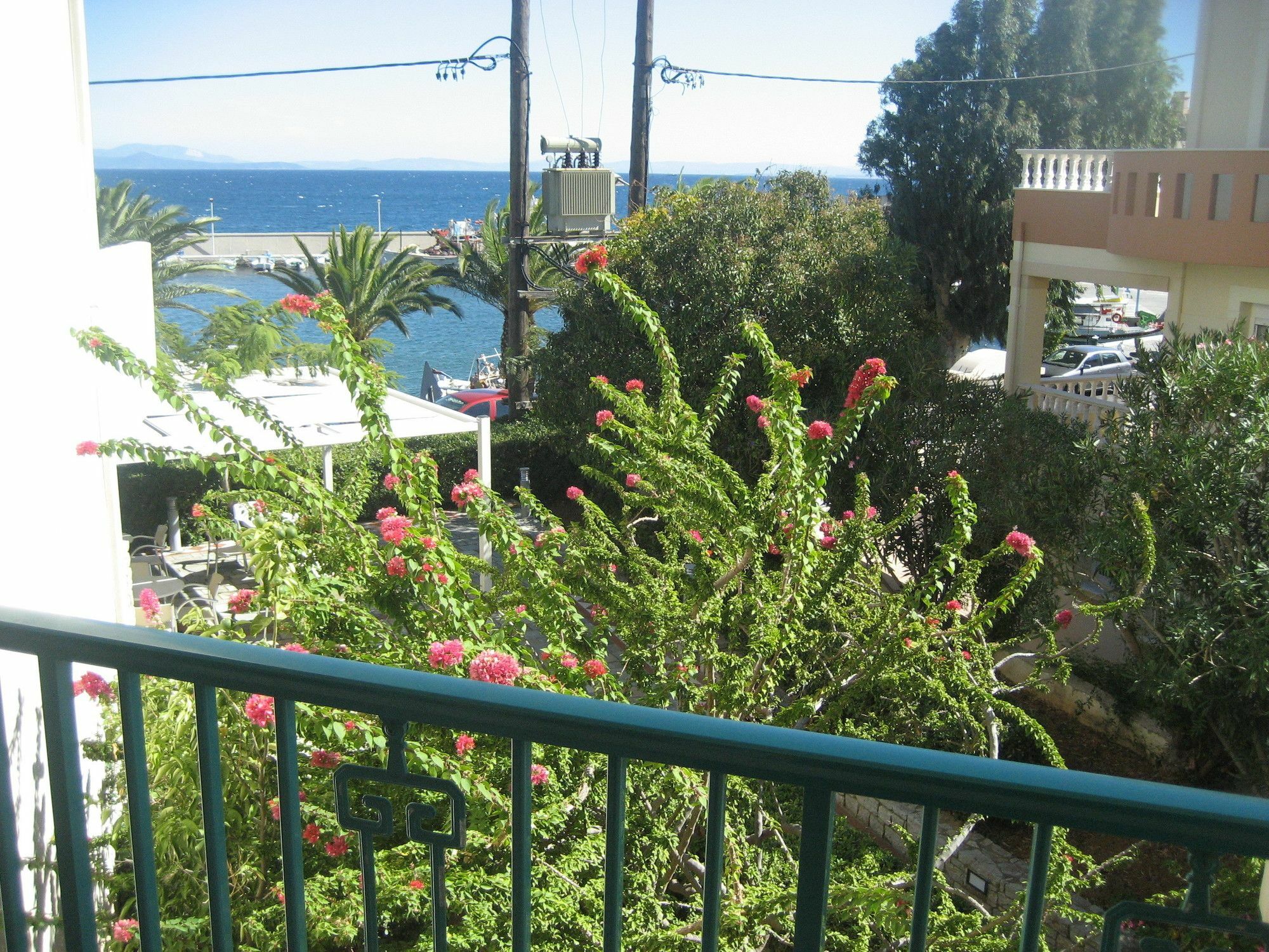 Kyveli Hotel Apartments Vrontádos Extérieur photo