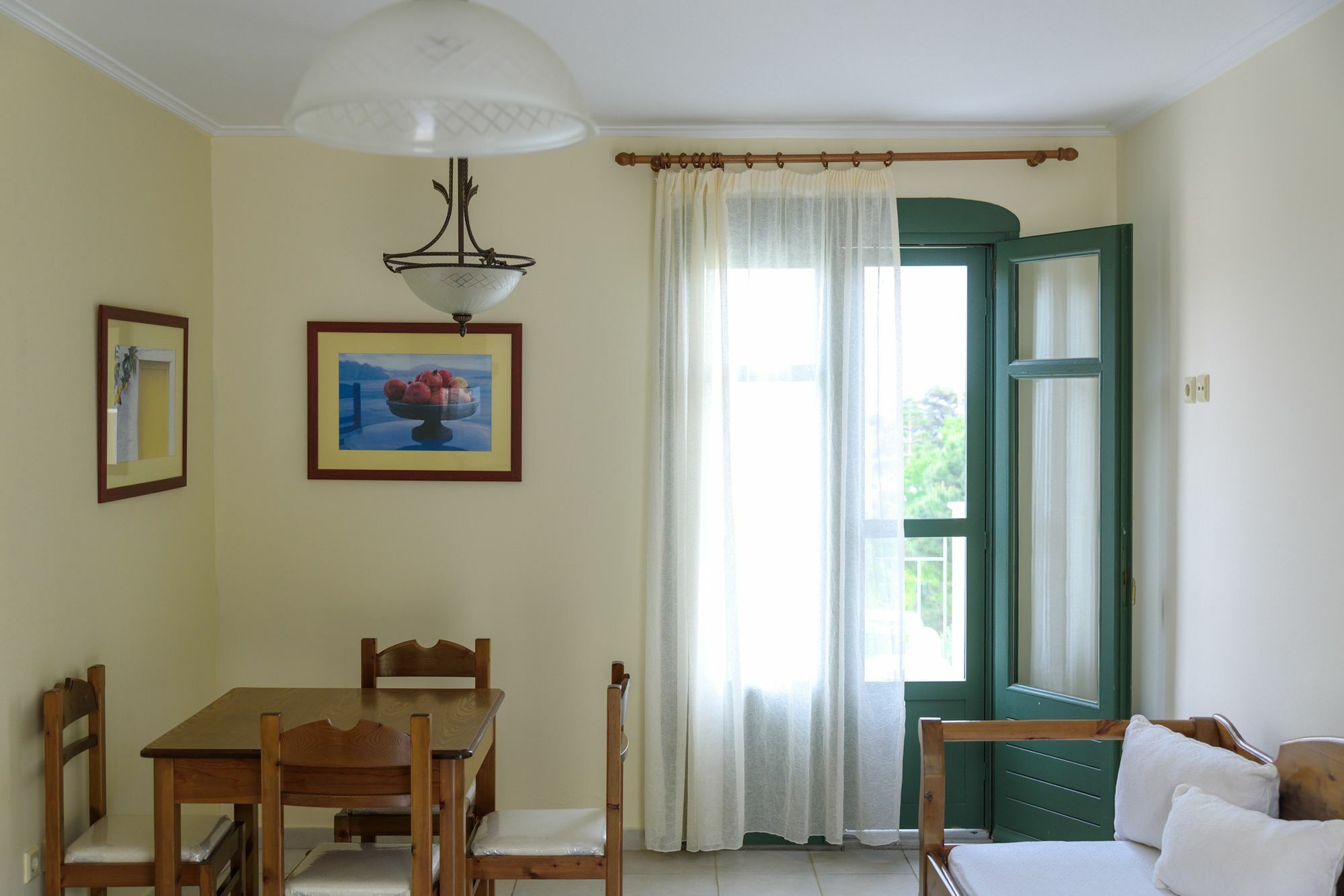 Kyveli Hotel Apartments Vrontádos Extérieur photo