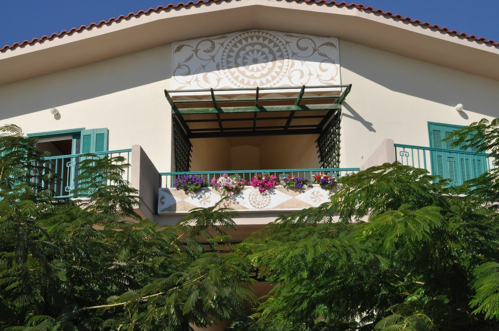 Kyveli Hotel Apartments Vrontádos Extérieur photo
