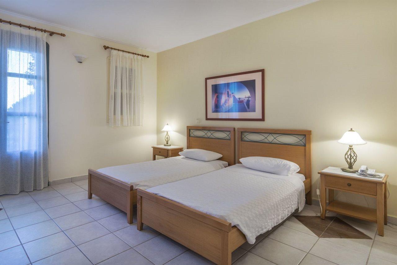 Kyveli Hotel Apartments Vrontádos Extérieur photo